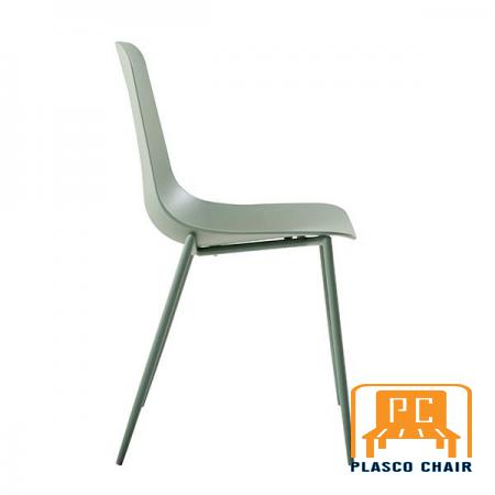 open space plastic chairs at best price