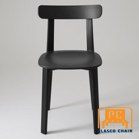 Manufacturing process of plastic chairs