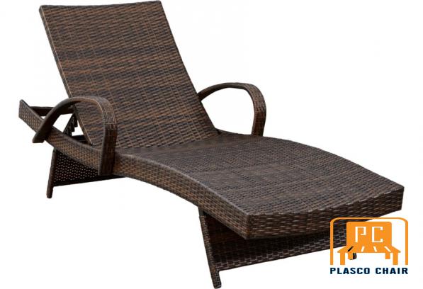 Latest price of plastic pool lounge chairs